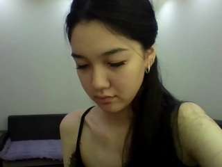 RobbinKlun live webcam show