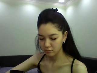RobbinKlun live webcam show