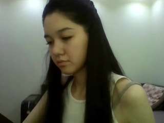 RobbinKlun live webcam show