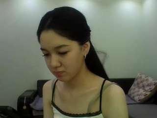 RobbinKlun live webcam show
