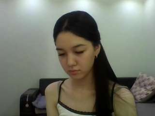 RobbinKlun live webcam show