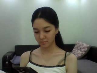 RobbinKlun live webcam show
