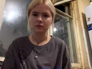 Live cam show with ZenaMelodia