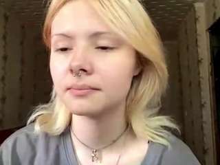ZenaMelodia live webcam show