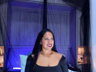 AllieBennet live webcam show