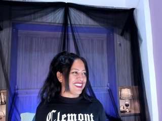 alliebennet's live room