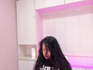 Alliebennet's cam show statistics and live stream