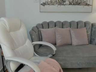 emmaa-walker live profile