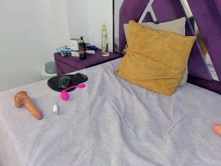 kiara2asm Sex Cam Show