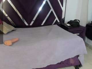 kiara2asm Sex Cam Show