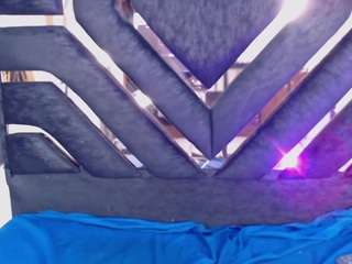 sweetbloomcs live webcam show