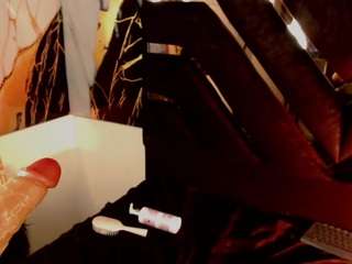 sweetbloomcs live webcam show