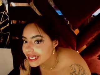 sweetbloomcs live webcam show