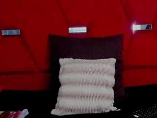 rochicooper live webcam show