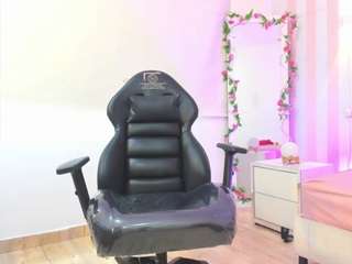 cheerry-tay live webcam show