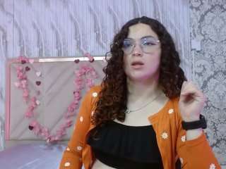 cheerry-tay live webcam show