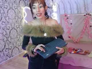 Live cam show with cheerry-tay