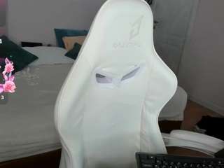 jennifer-broccoli live webcam show