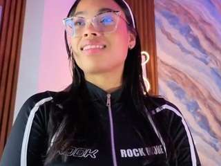 penelope-tay live webcam show