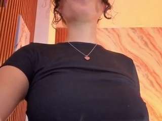 penelope-tay's live room