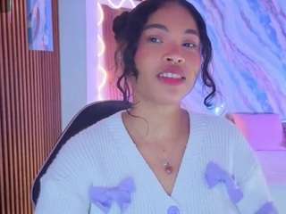 penelope-tay's live room