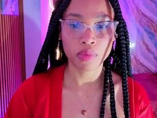 penelope-tay's live room