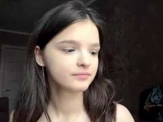 Sophie live webcam show