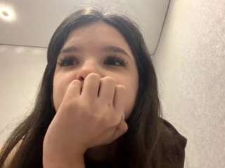 Sophie live cam preview