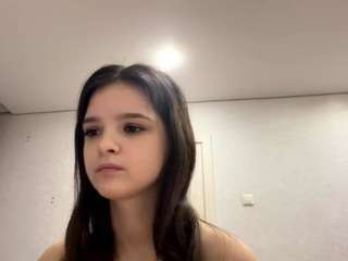 Sophie live cam preview