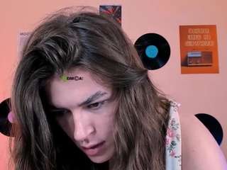 emma-dark