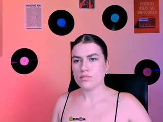 emma-dark