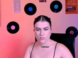 emma-dark