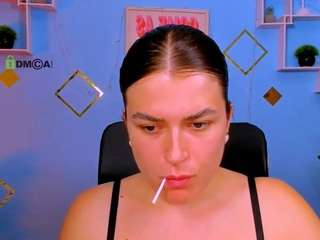 emma-dark