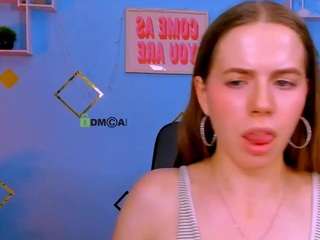 emma-dark