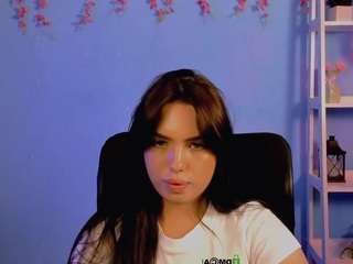 emma-dark