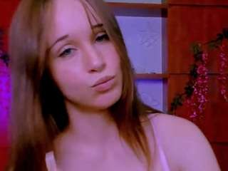 emma-dark