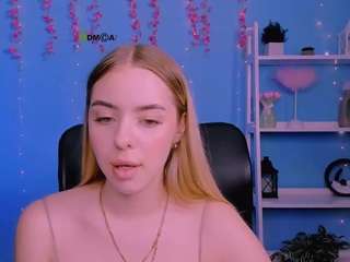 emma-dark