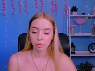 emma-dark