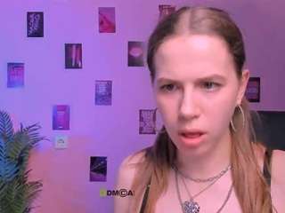 emma-dark