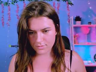 emma-dark