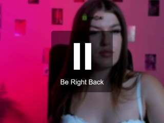 emma-dark live webcam show