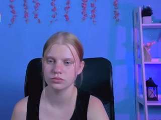 emma-dark