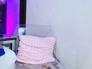 MiaStonn
