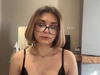 RamonitaMerle live webcam show