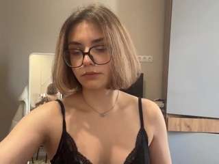 RamonitaMerle live webcam show