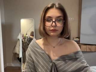 RamonitaMerle live webcam show