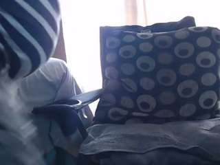 MATUREBUSSTY live cam preview