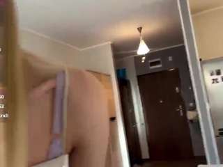 AlethaBretthauer live cam preview