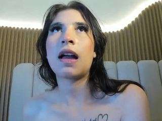 BlueAura69 live webcam show