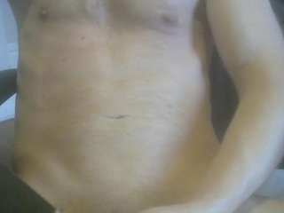cutemuscledanaconda's live room
